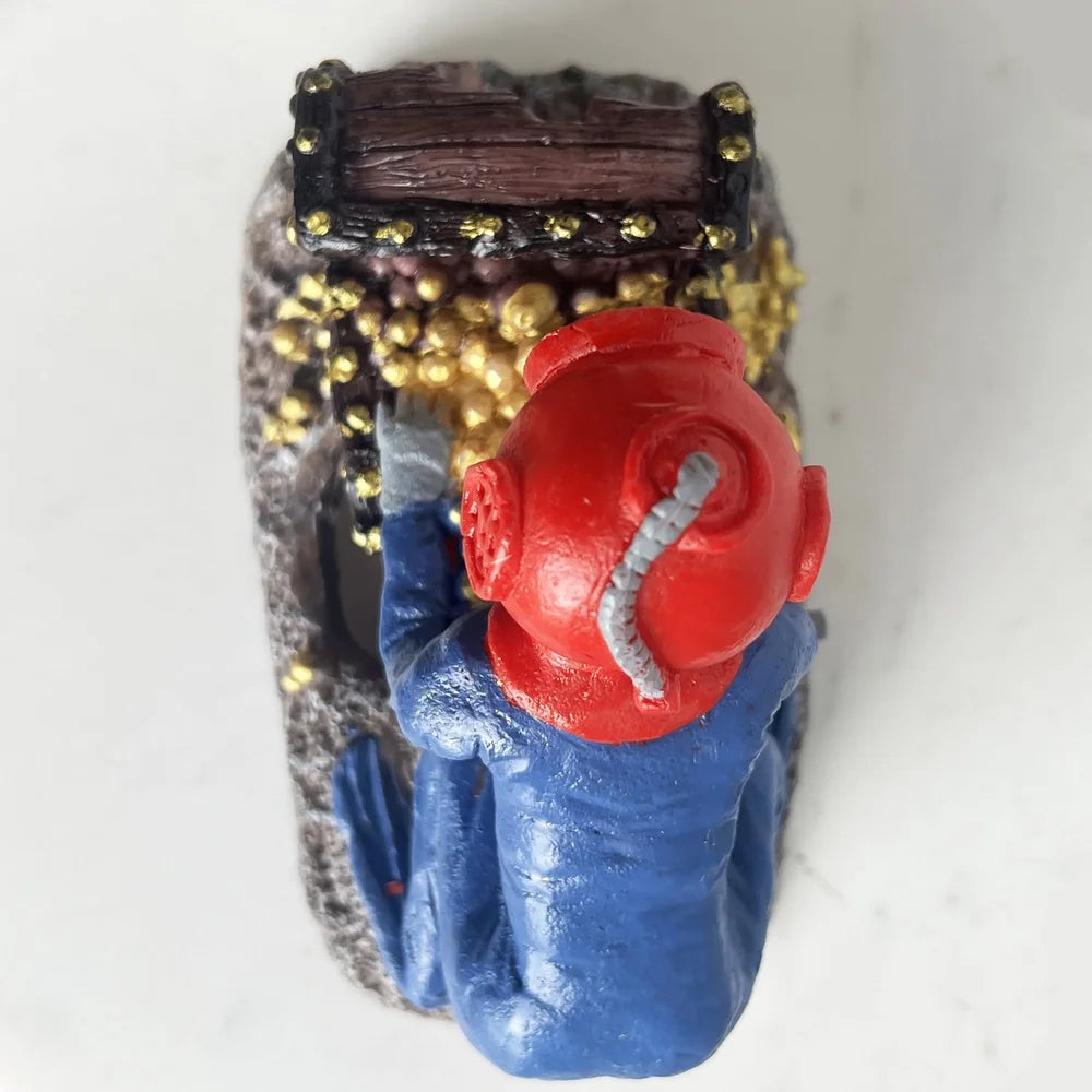 Gassy Diver Bubbling Aquarium Decoration