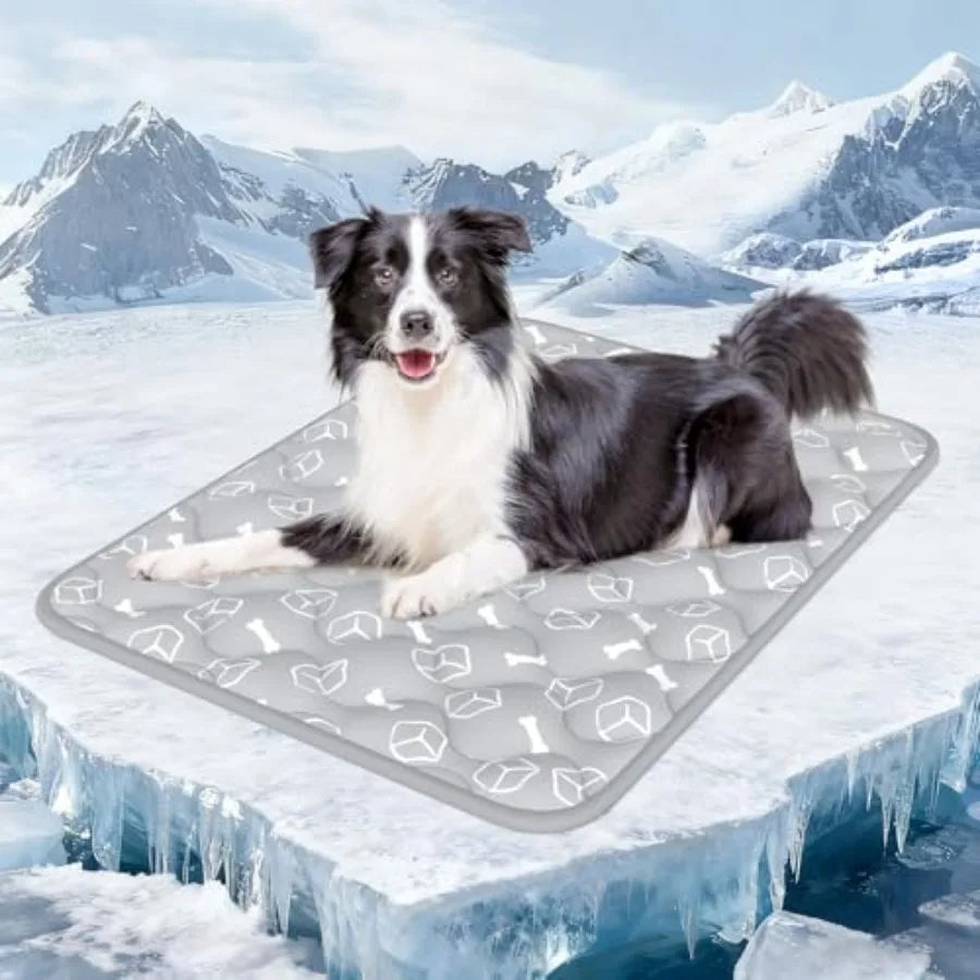 Thick and Durable XL Waterproof Cooling Mat for Dogs