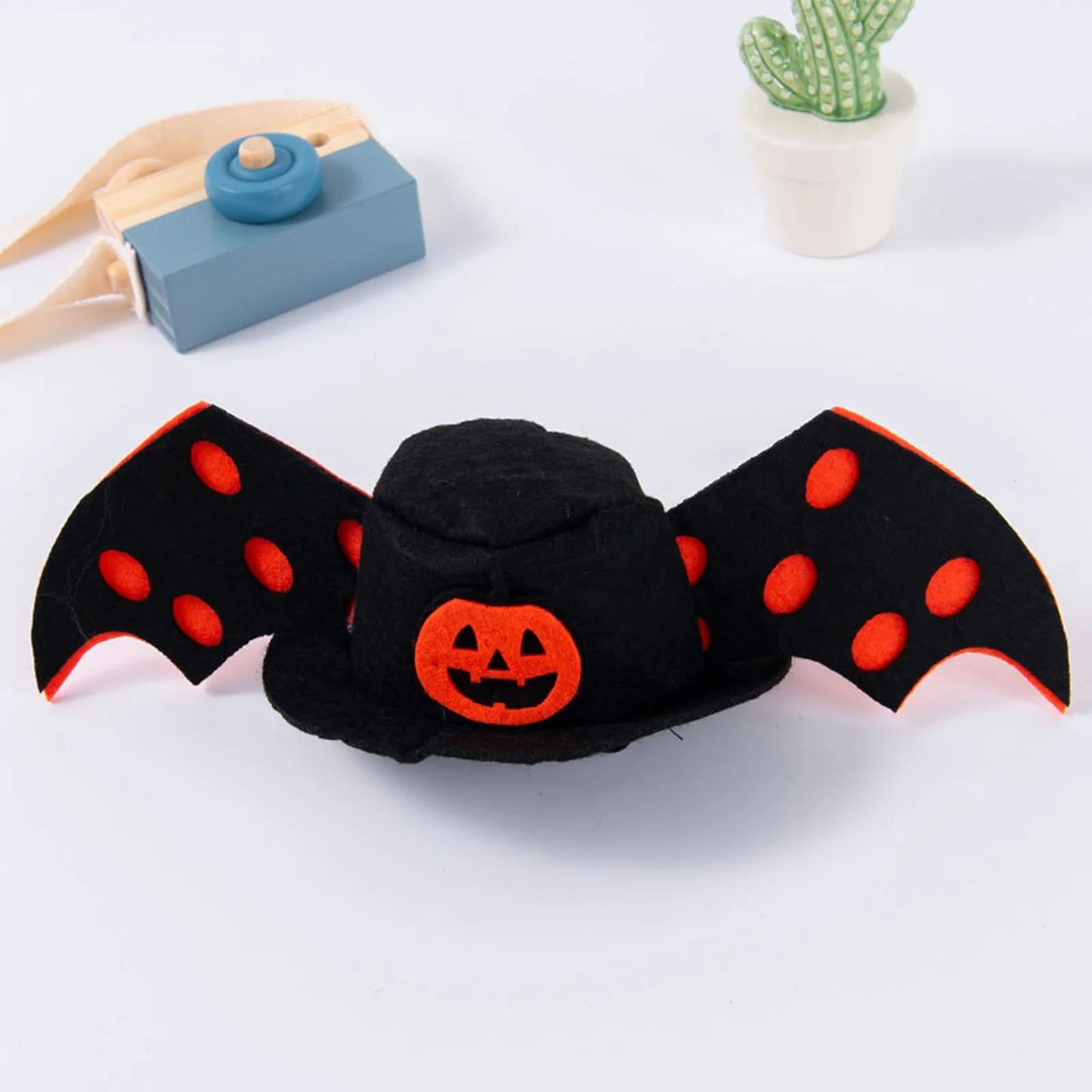 Fashionable Bat Winged Halloween Hat for Pets